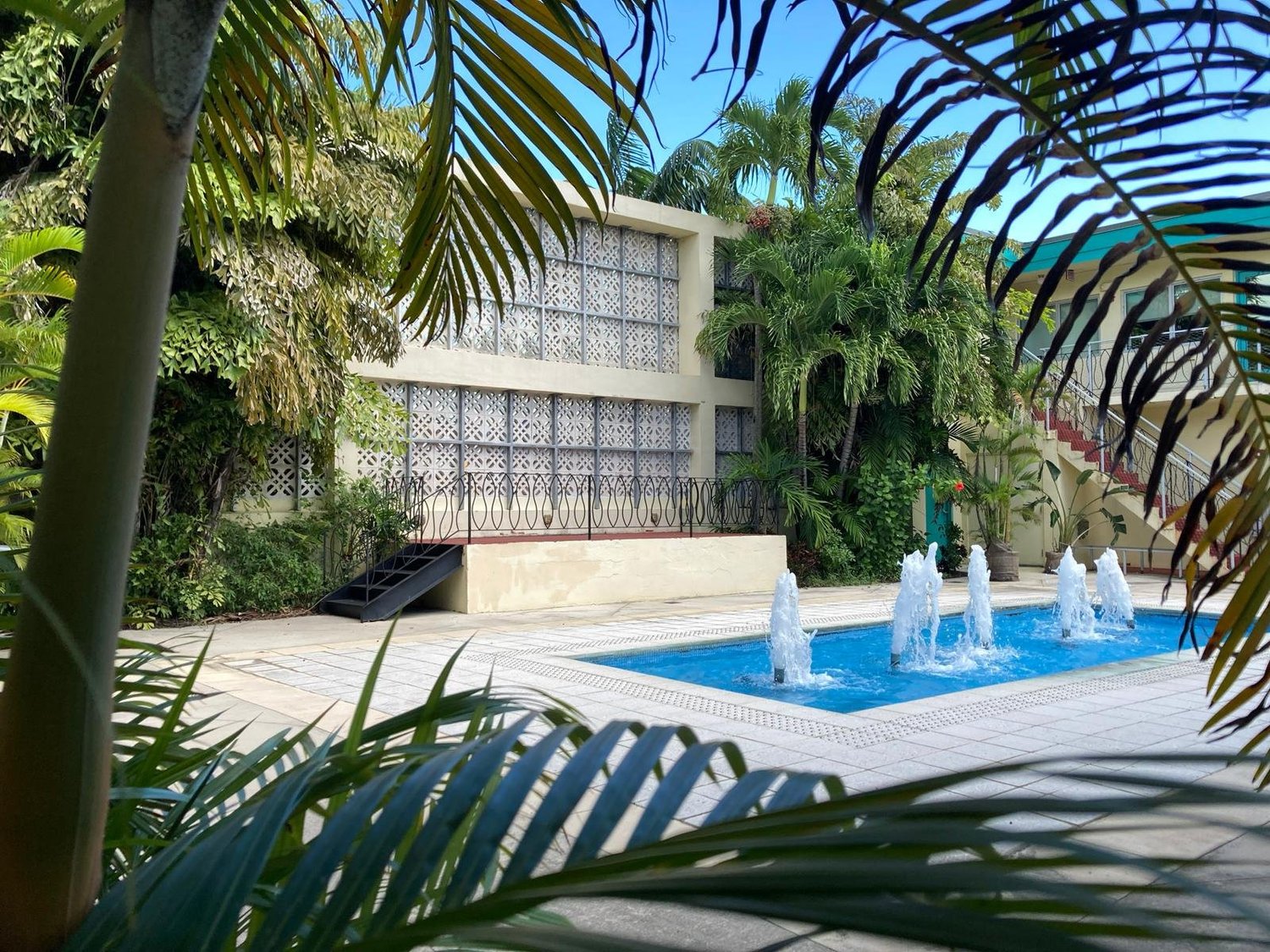 Historic Hampton House courtyard